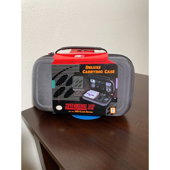 SNES / NES Classic Mini Edition Deluxe Carrying Case for Super Nintendo - New - Picture 2 of 5